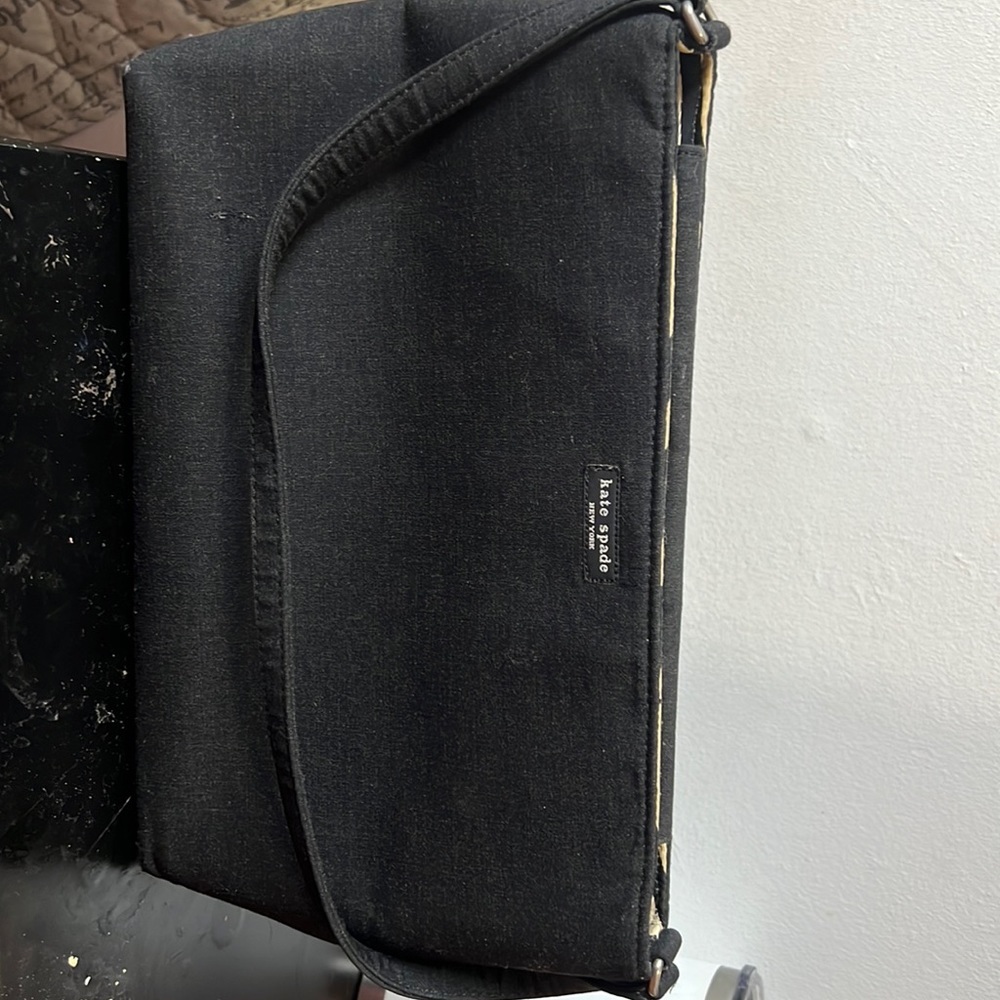 Kate spade pocketbook